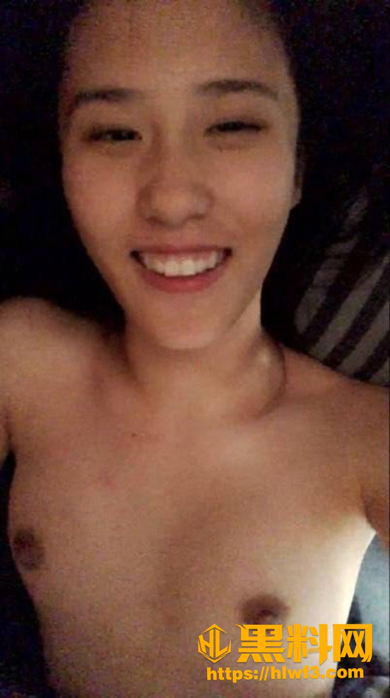 彭恋雅私密照曝光12