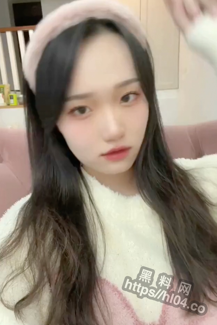 714X1070