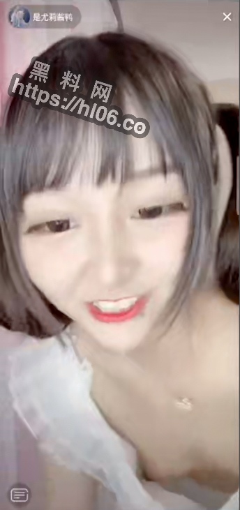 344X731