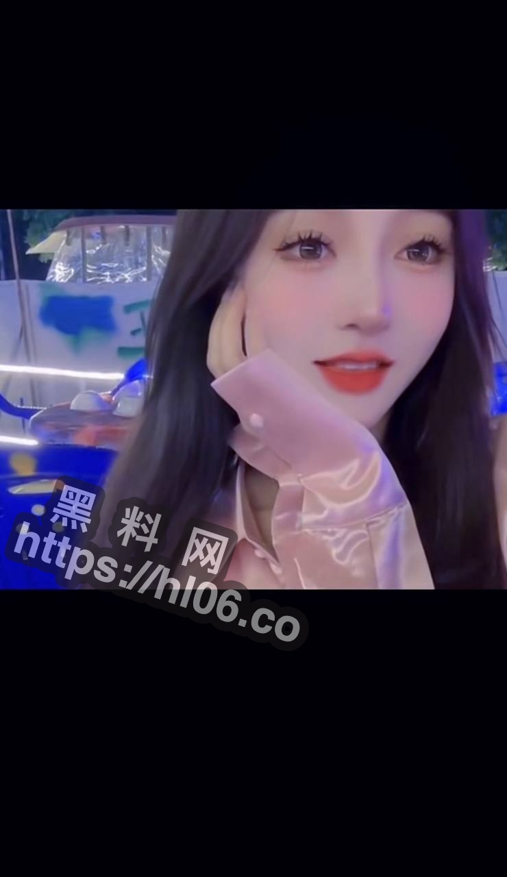 740X1280