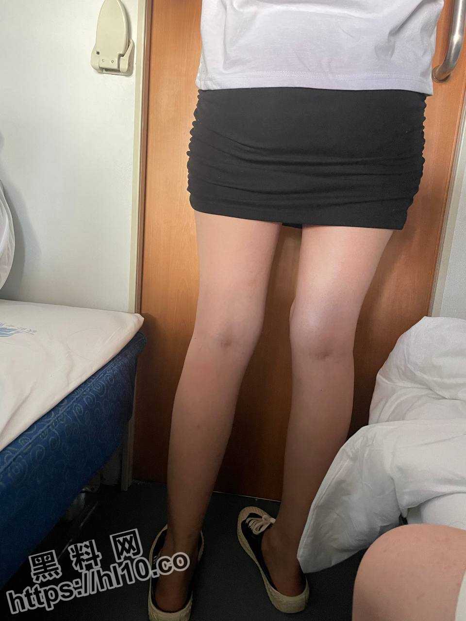 960X1280
