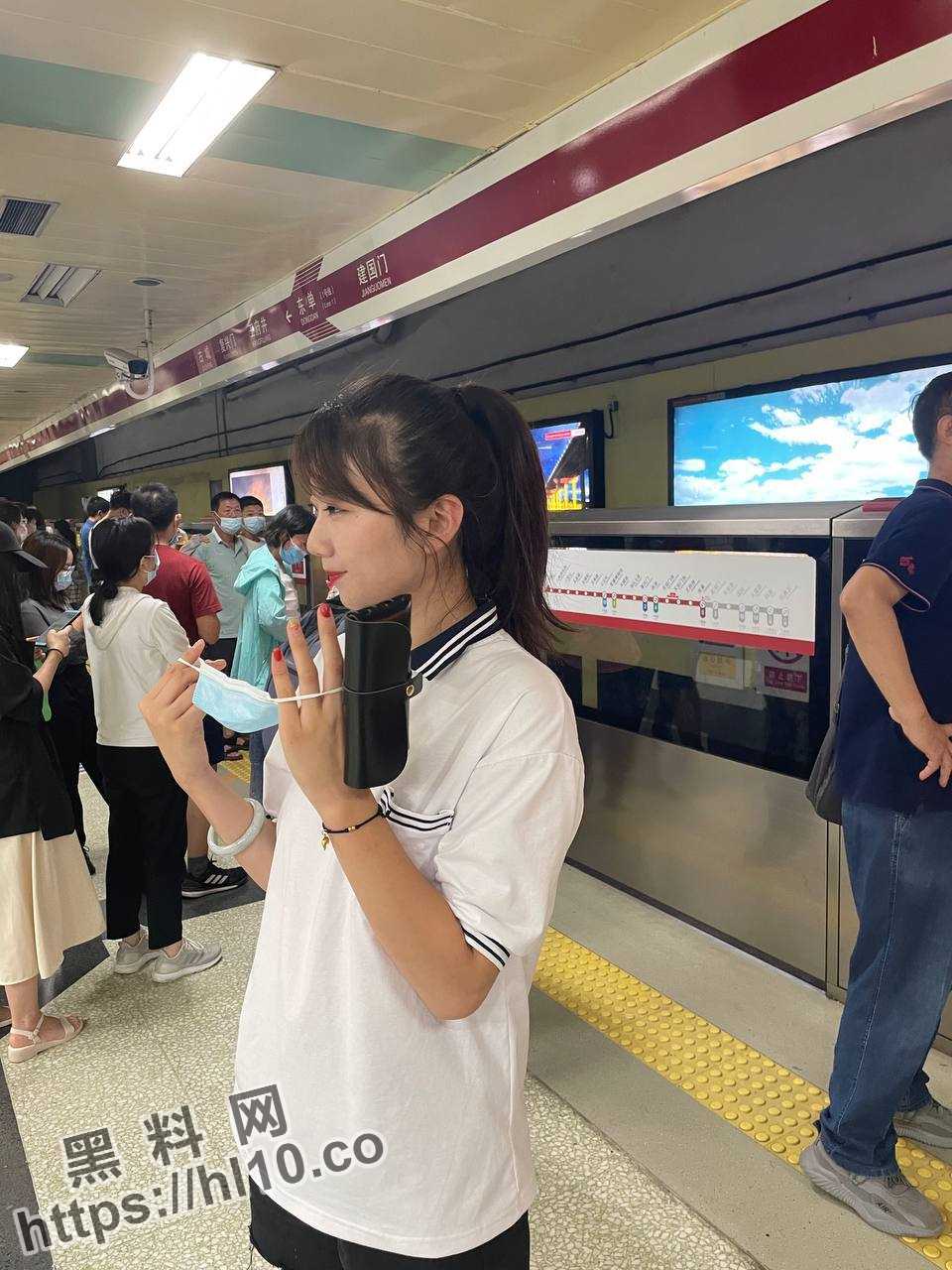 960X1280