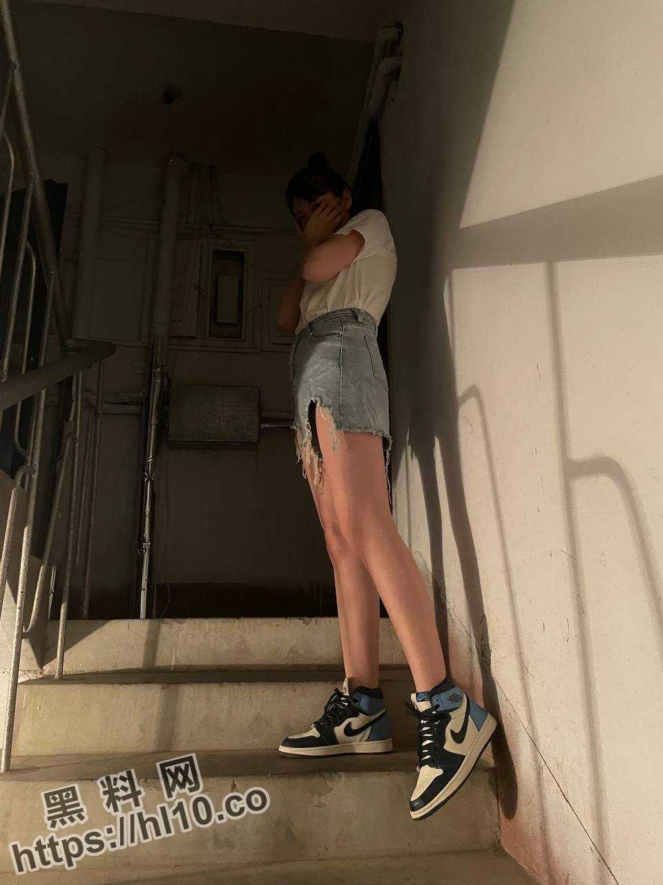 960X1280