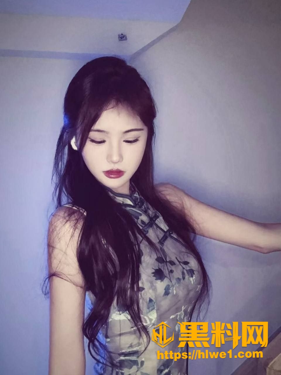 上海少妇李晓楠后入视频2